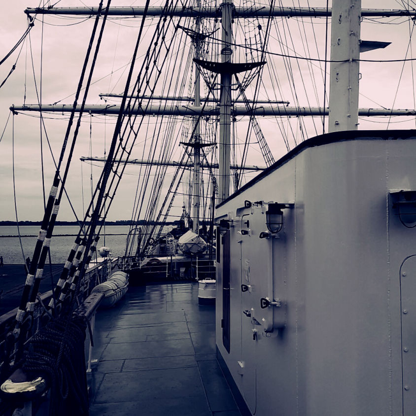 neurofeedback-ein-erklärungsmodell-vergleichen-wir-unser-gehirn-mit-einem-großen-segelschiff.jpg